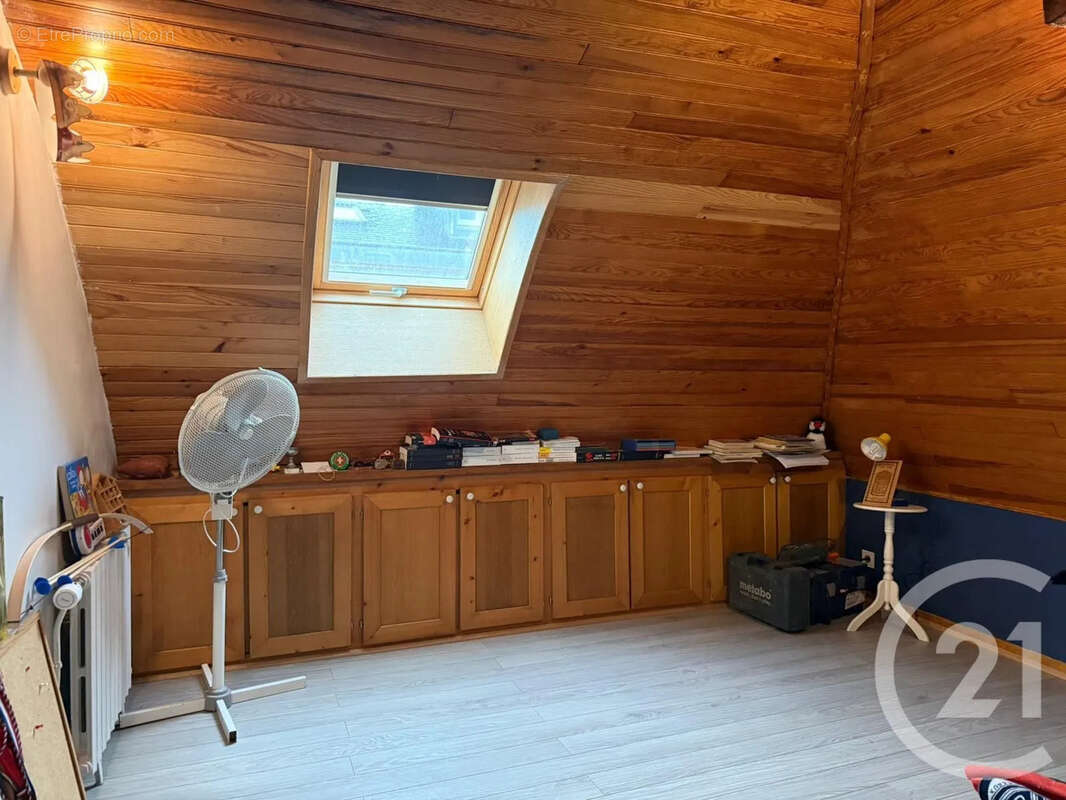 Maison à COSNE-COURS-SUR-LOIRE