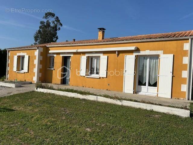 Maison à MEURSAC