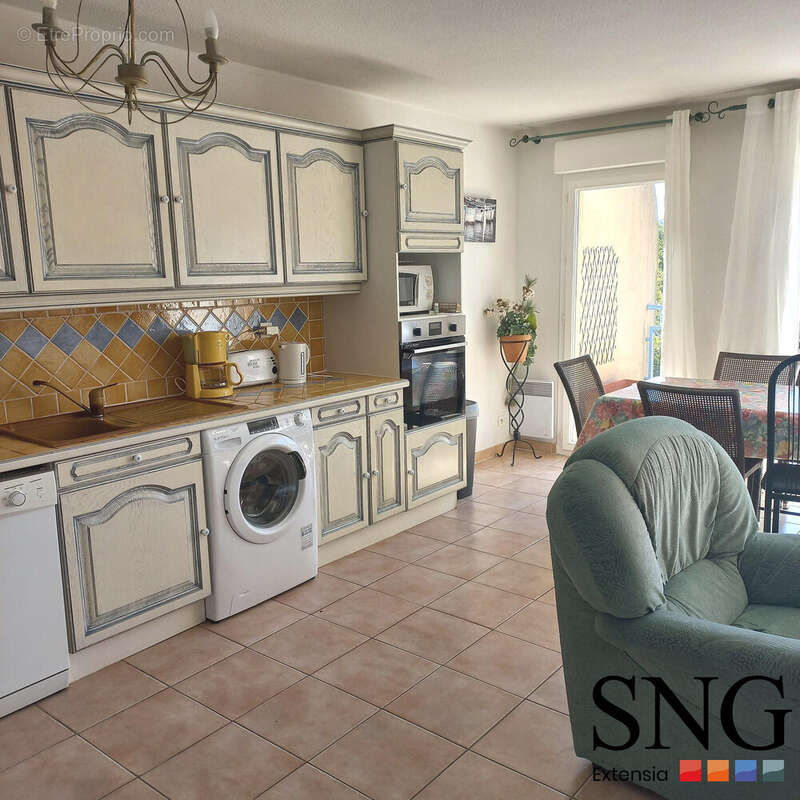 Appartement à SAINT-CYR-SUR-MER