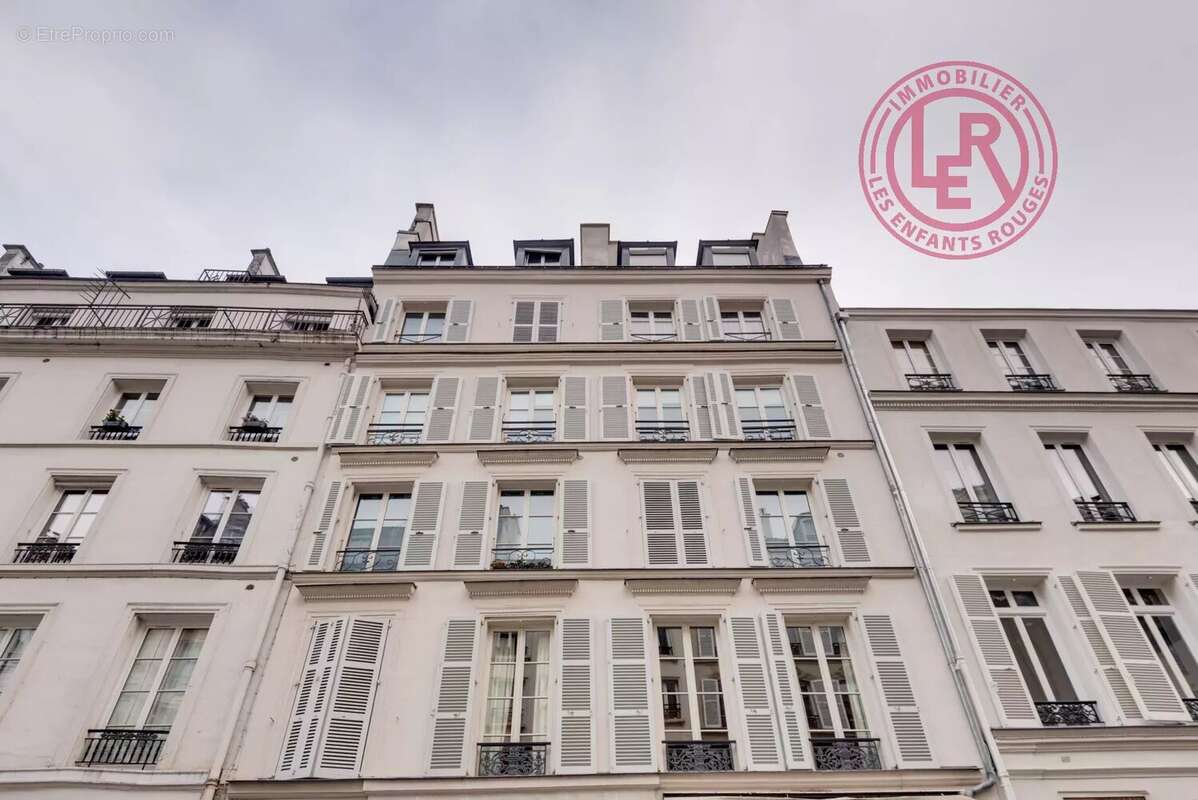 Appartement à PARIS-3E