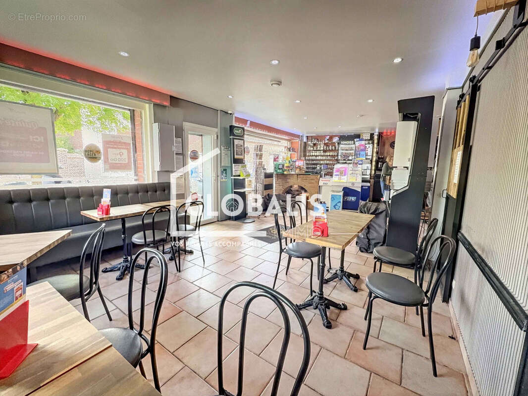 Appartement à AIX-NOULETTE