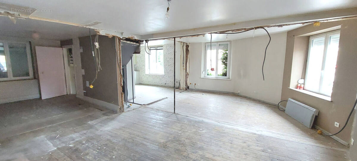 20260220_151332 - Appartement à REMIREMONT