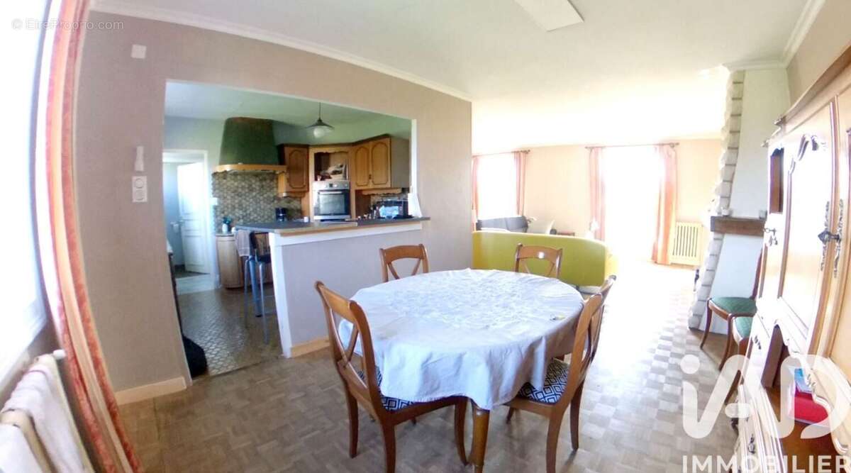 Photo 4 - Maison à LOUVERNE