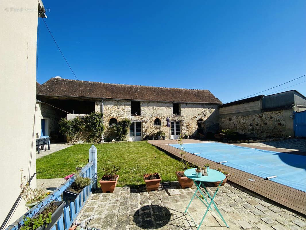 Maison à FONTAINEBLEAU