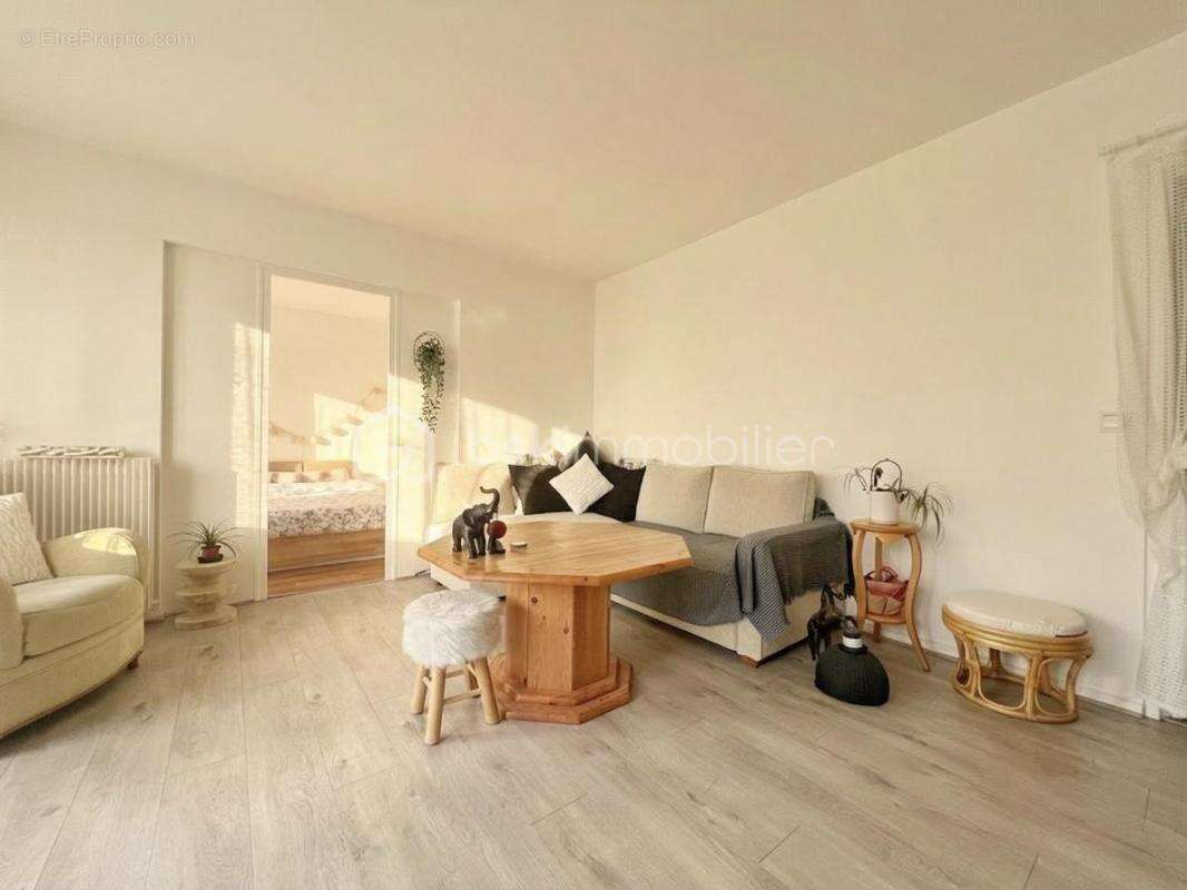 Appartement à BOUGIVAL