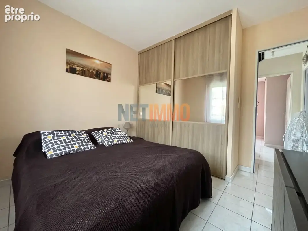 AIMARGUES - Villa F5 90m2 - garage - piscine - photo 11