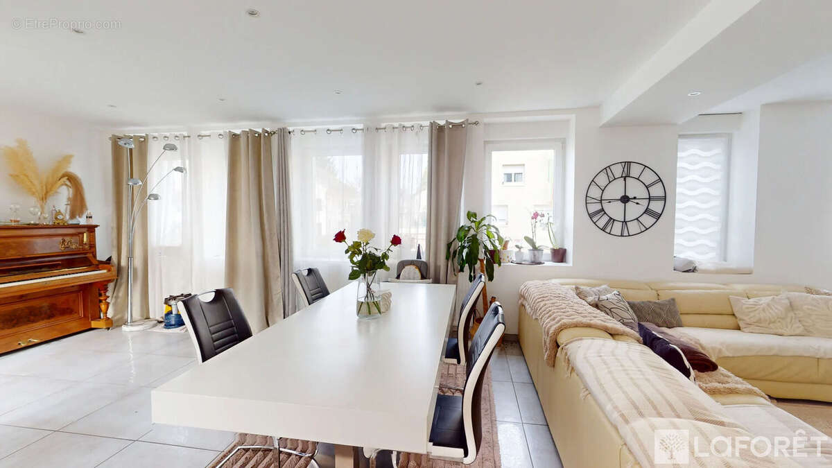 Appartement à CHARQUEMONT