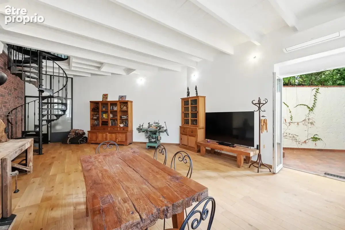 Cannes - Appartement - 182m² - Patio - Dépendance - Parking - photo 20