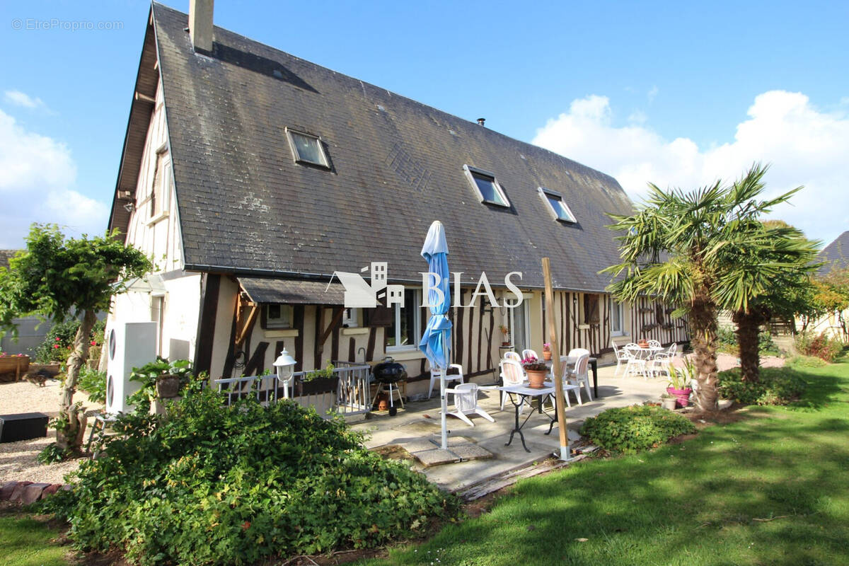 Maison à TOURVILLE-LA-CAMPAGNE