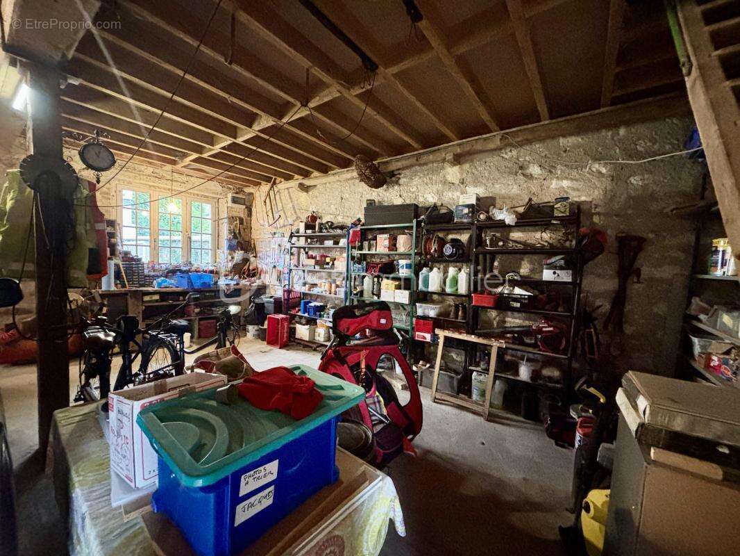 Maison à SAINT-MAURICE-AUX-RICHES-HOMMES