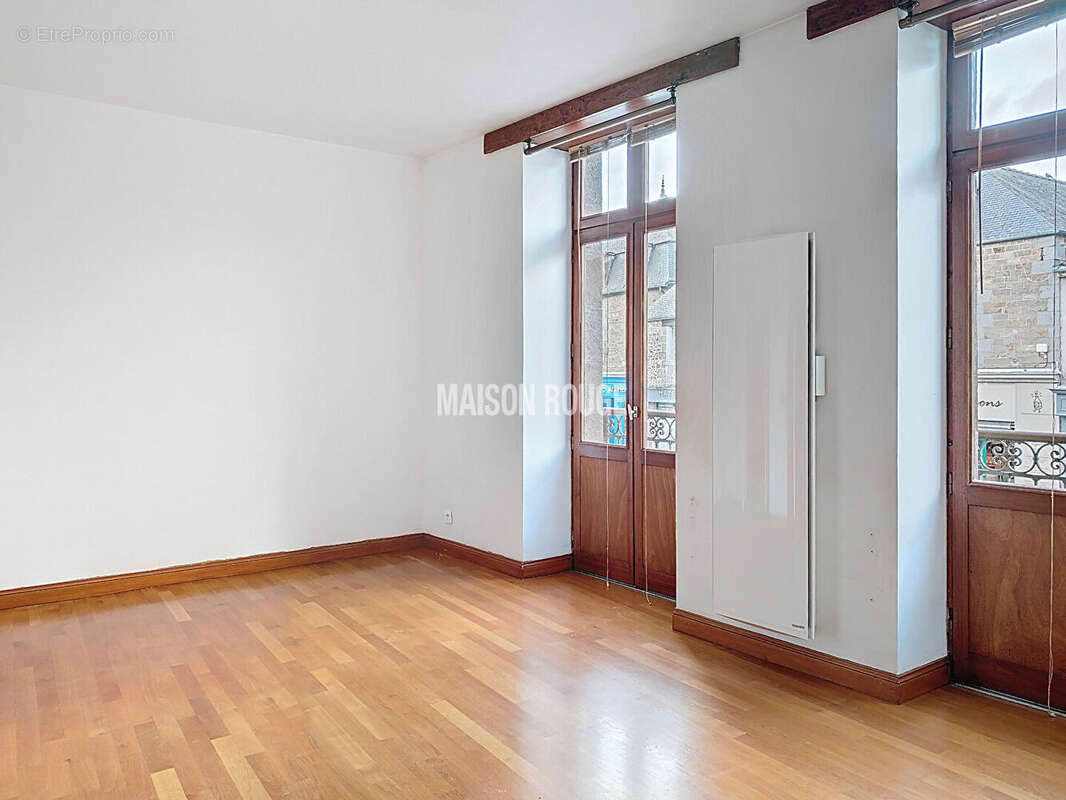 bel appartement T4  hyper centre COMBOURG - photo 10