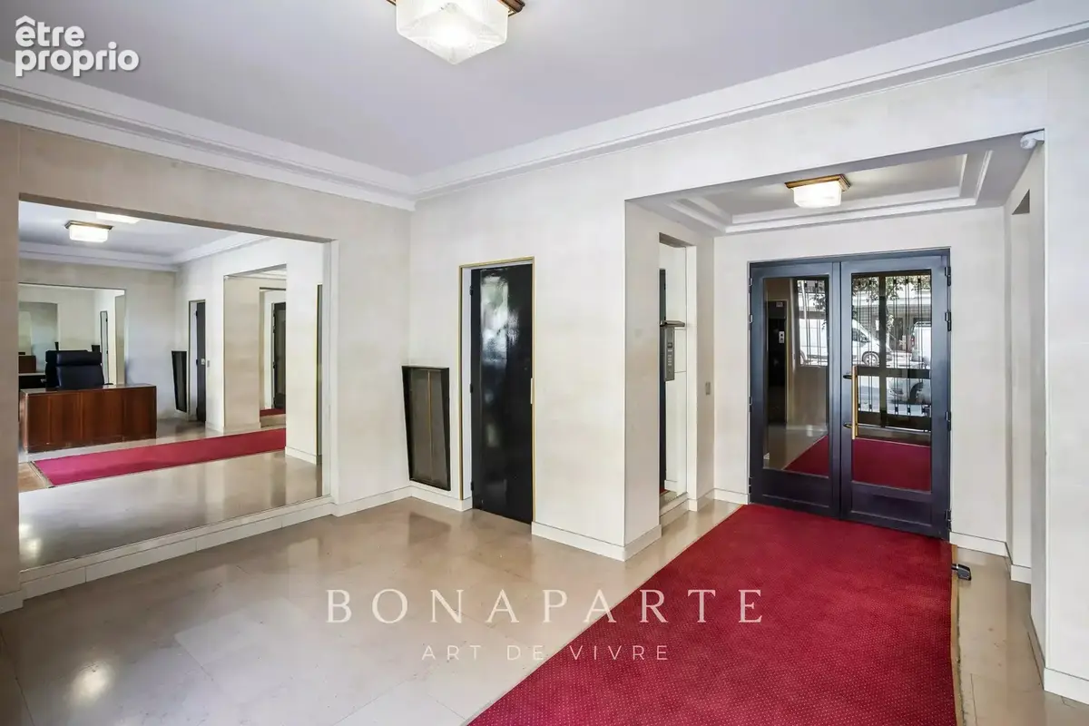 Paris xvie – trocadero  grand t3 avec balcon, ascenseur et cave - photo 12