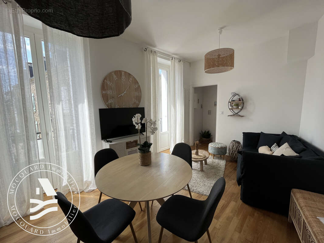 Maison à LOCMARIAQUER