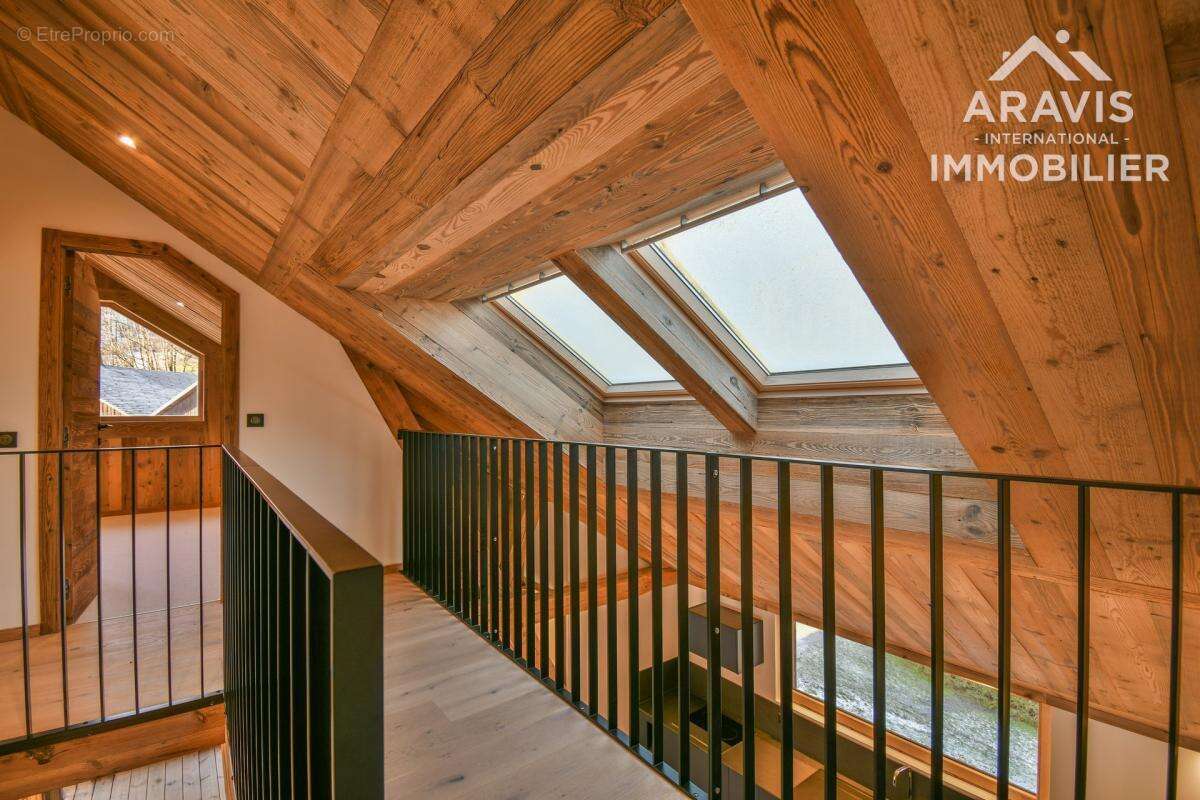 Appartement à LE PETIT-BORNAND-LES-GLIERES