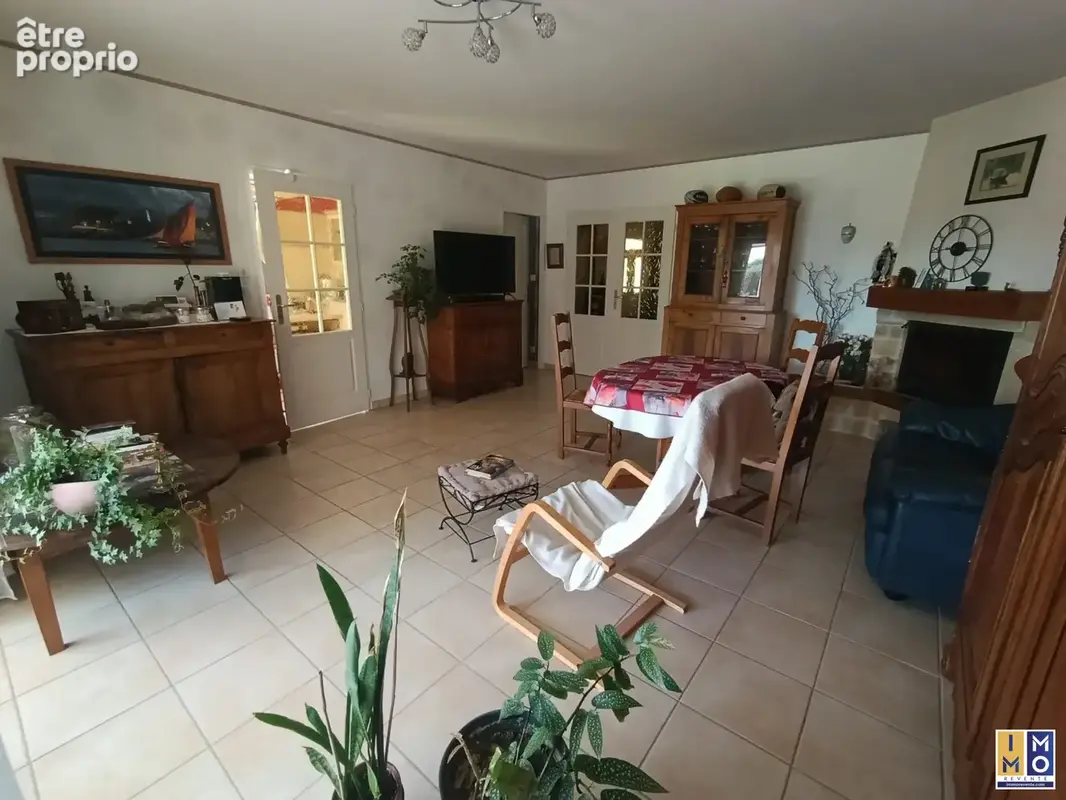 Maison 5 pièces 160 m² à vendre à Baugy (18800) - photo 4