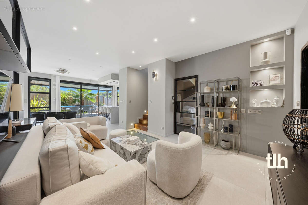 Maison 170 m² à Prades-Le-Lez  - photo 8