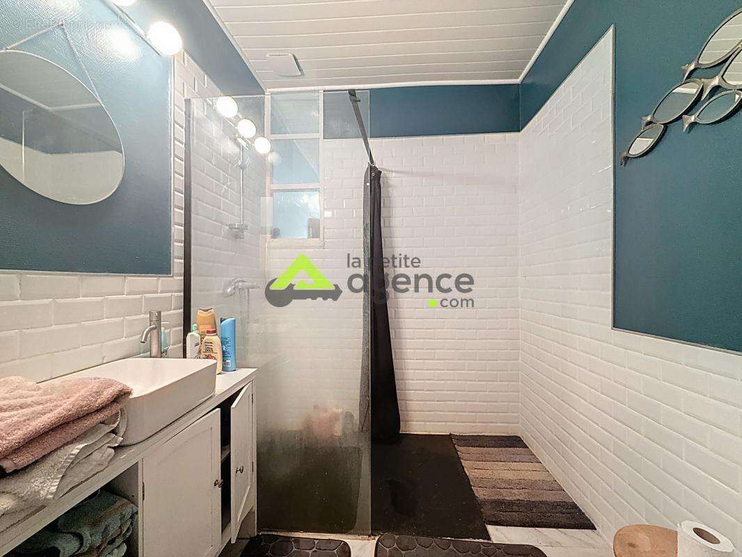 Maison à MOURIOUX-VIEILLEVILLE