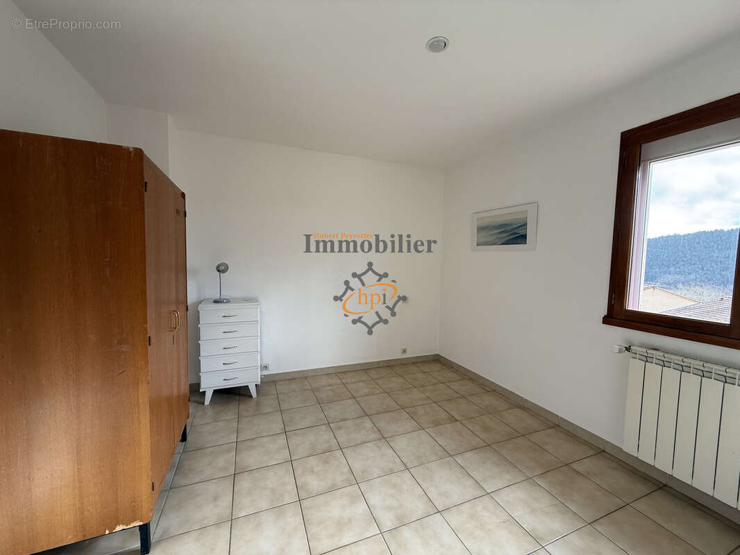 Vente maison avec terrasse, garage et terrain Viala du Tarn - photo 10