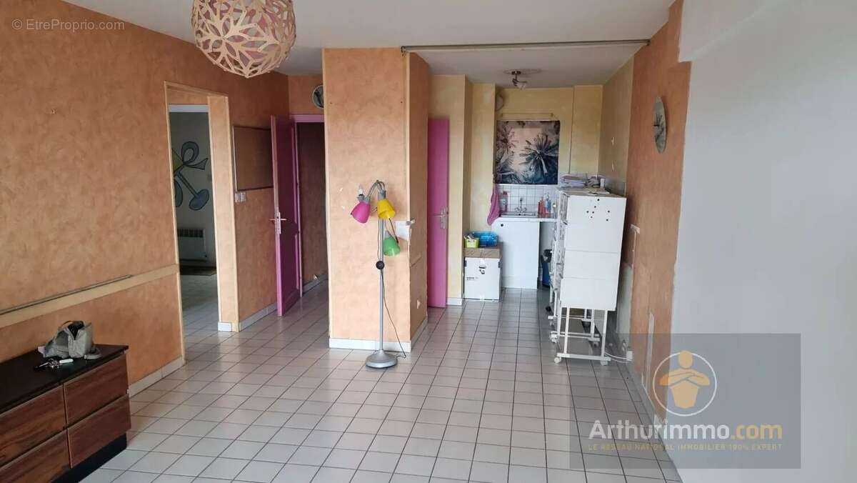 Appartement à BORMES-LES-MIMOSAS