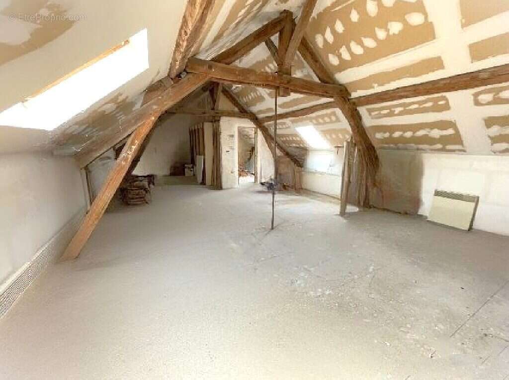 Maison à JOUY-SUR-MORIN