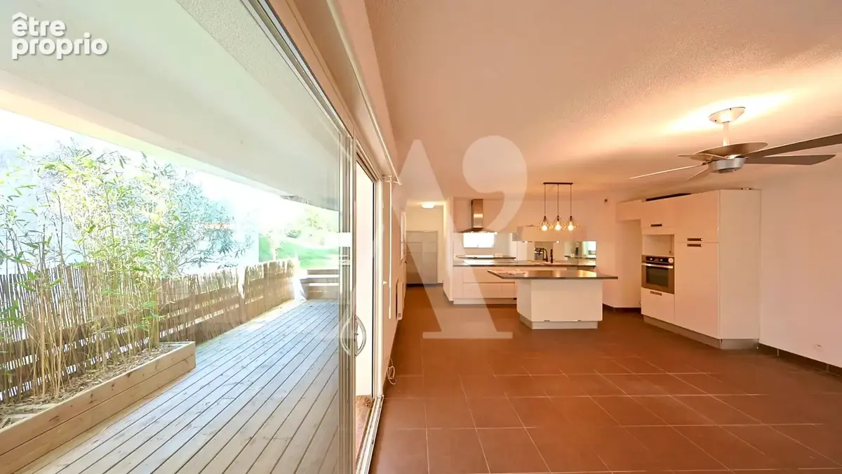 ARCHITECTURE RÉSIDENTIELLE - 2008 - Appartement avec terrasse - photo 6