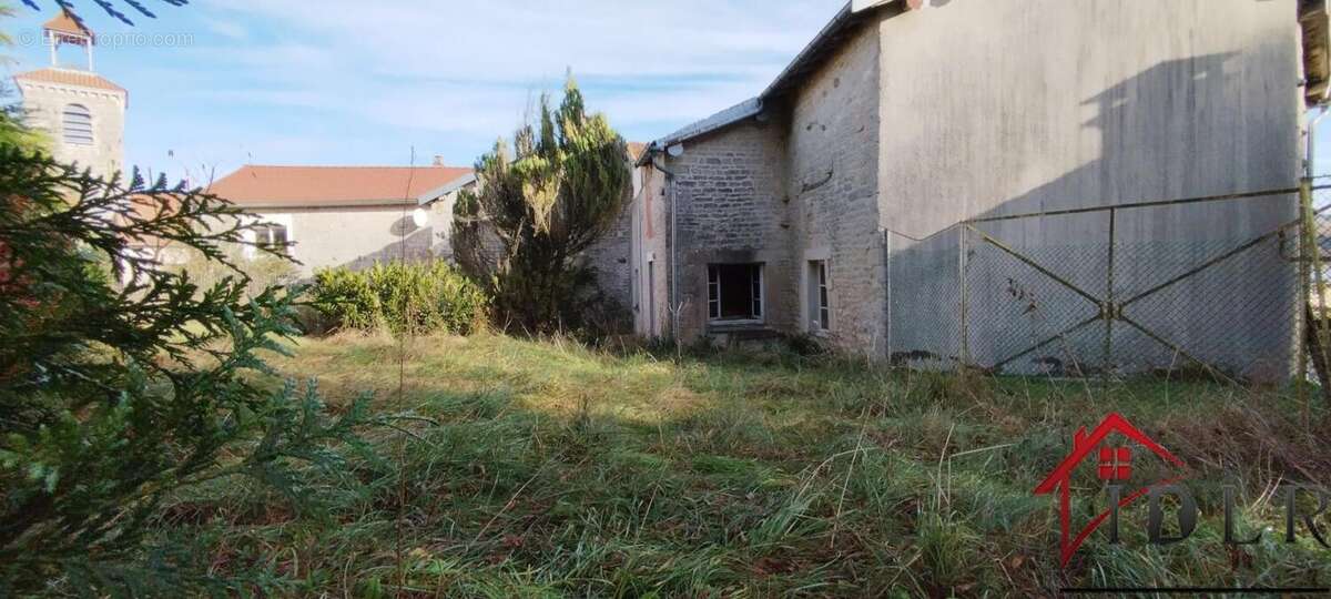 Maison à COLOMBEY-LES-DEUX-EGLISES