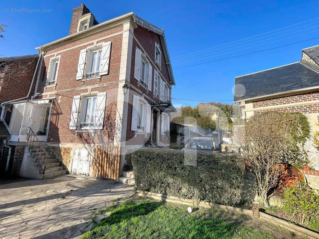 Maison à LIANCOURT
