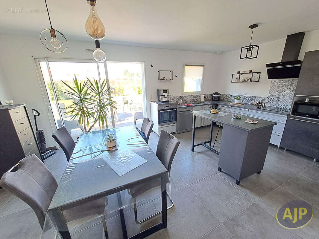 Maison à LA GARNACHE