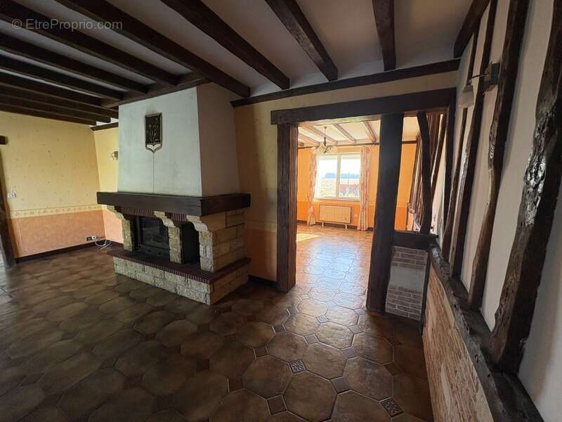 Maison à rénover avec vie de plain-pied 4 Chambres sur sous-sol dans le bourg de SAINT-VIGOR-D'YMONVILLE (76430) - photo 15