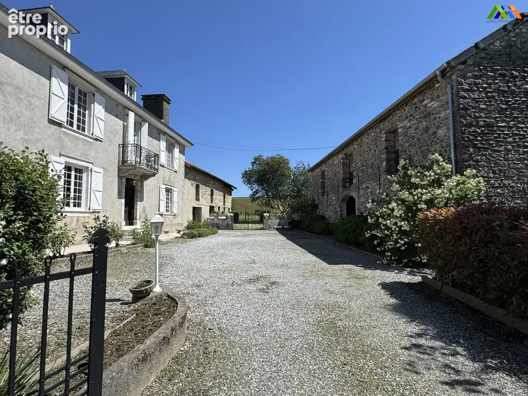 Maison à NAVARRENX