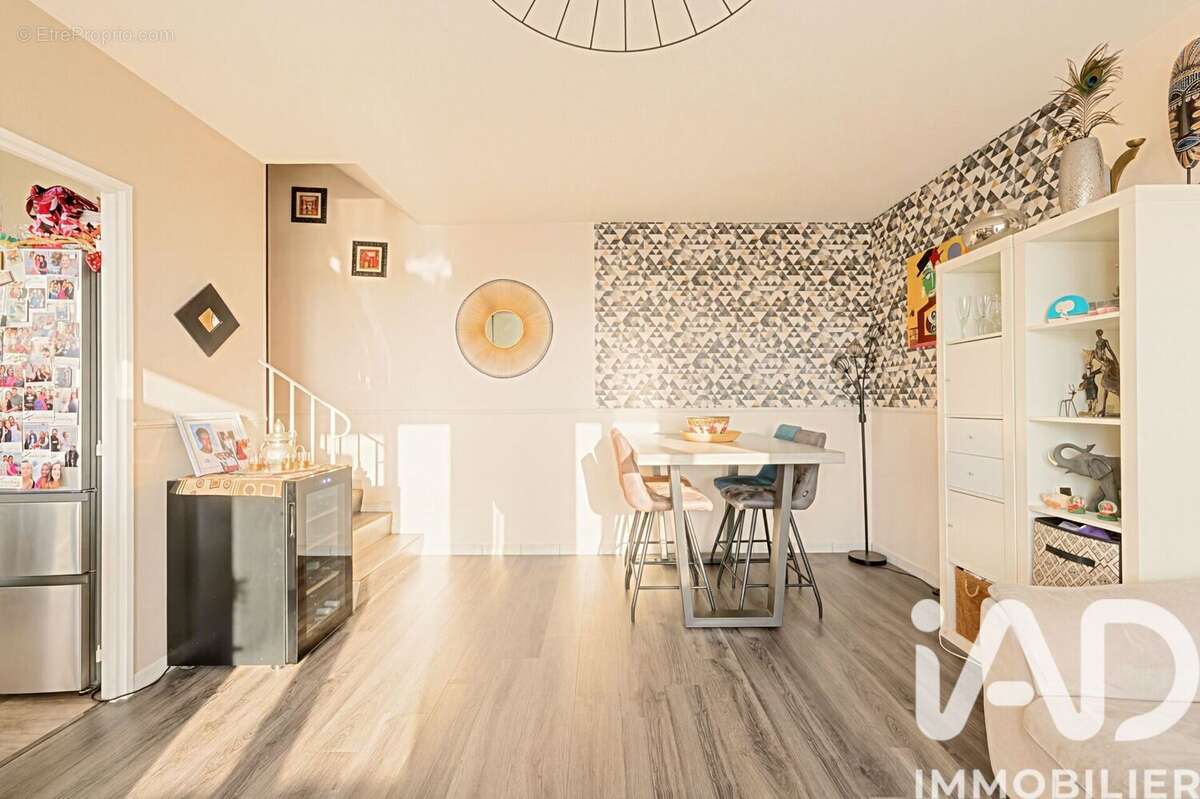 Photo 5 - Appartement à THORIGNY-SUR-MARNE