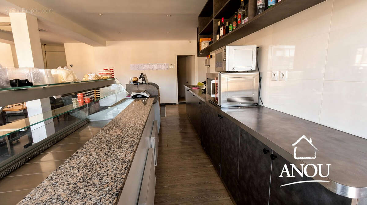 Restaurant murs et fonds avec appartement en centre ville tres bien situé - photo 3