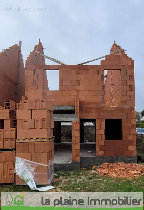 Maison à SAINT-AUBIN-D&#039;ARQUENAY