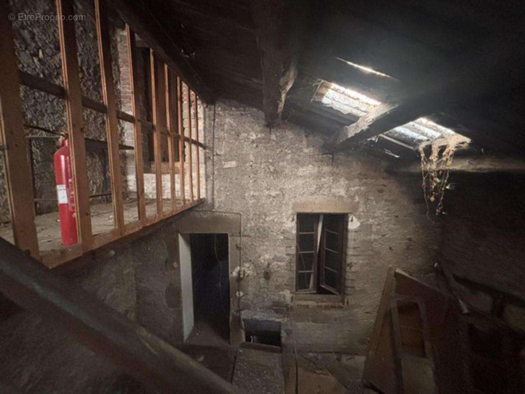 Maison de ville à rénover - photo 10