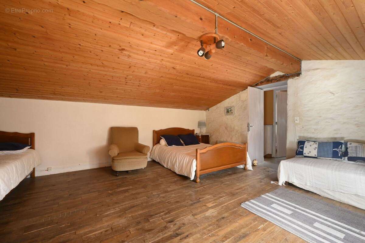 Maison à LES PORTES-EN-RE