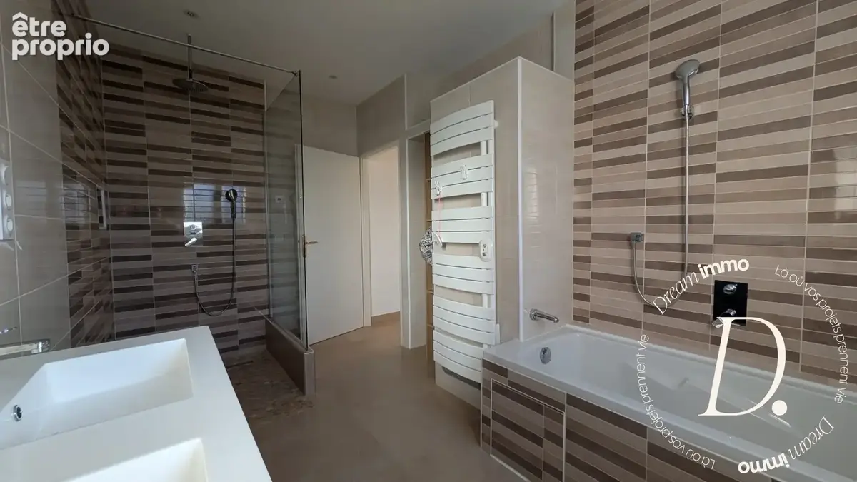 Maison 5 pièces 136 m² à vendre à Saint-Martin-De-Hinx (40390) - photo 8
