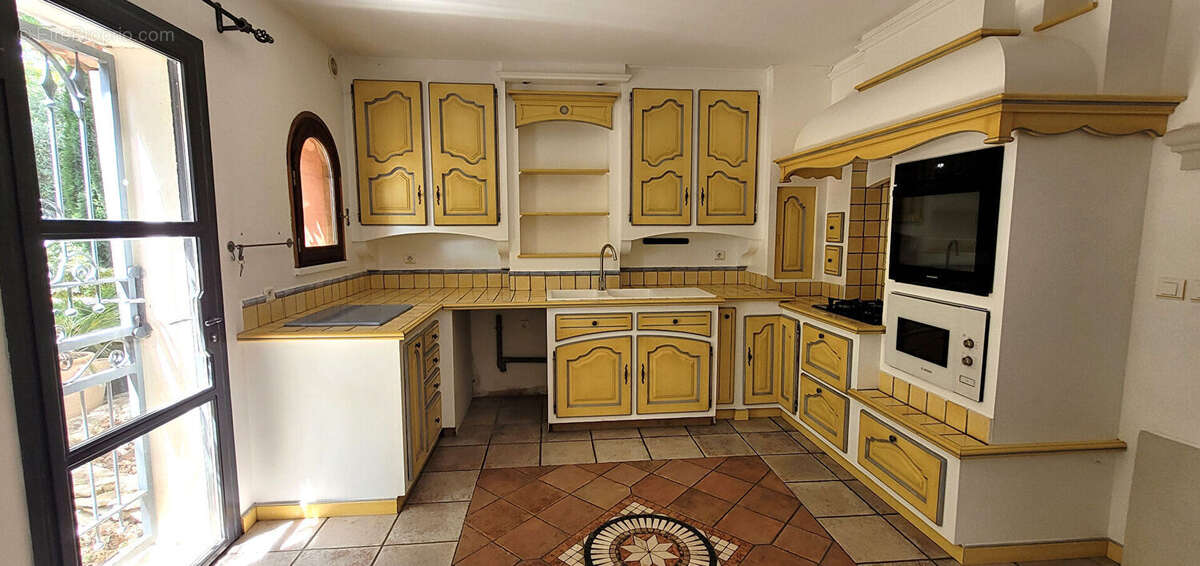 A vendre Saint paul trois chateaux Maison 5 chambres avec piscine - photo 8