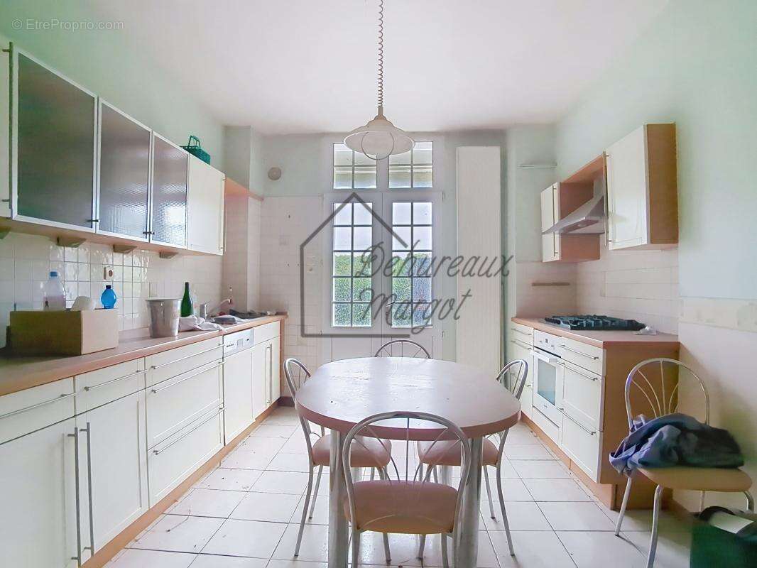 Appartement à CHATEAU-RENAULT