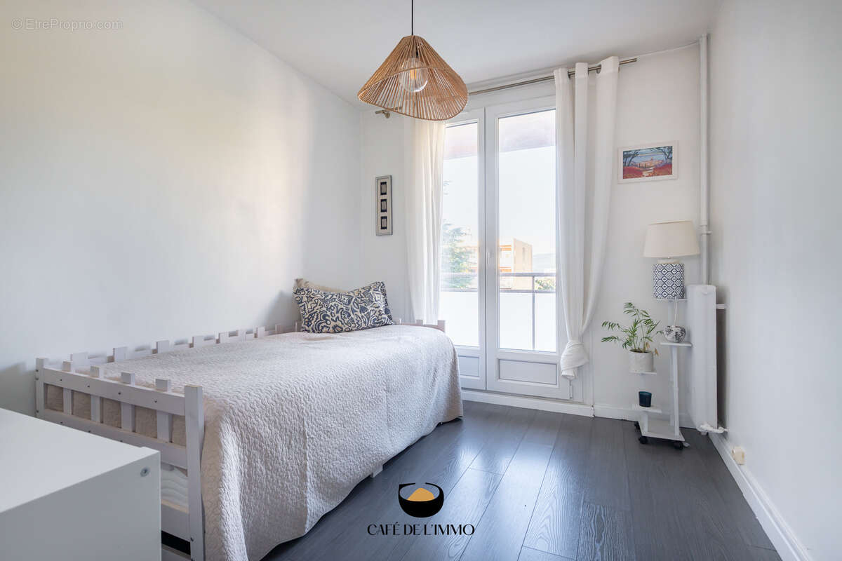 Appartement à MARSEILLE-12E