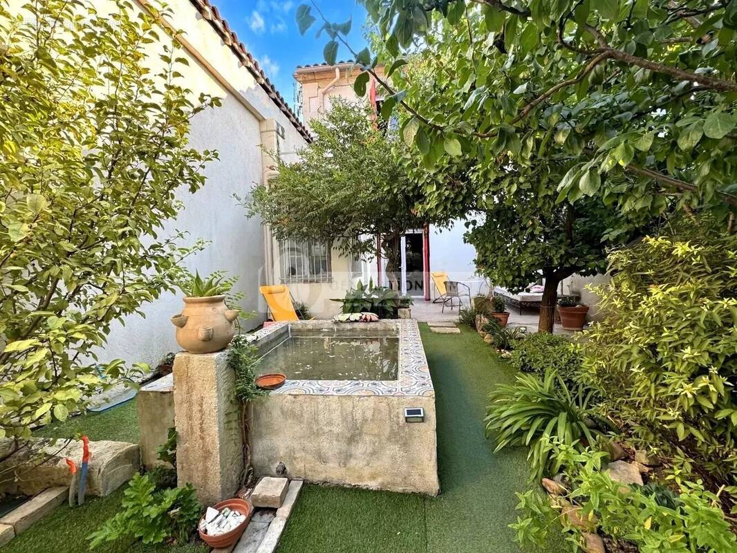 Maison à CHATEAURENARD