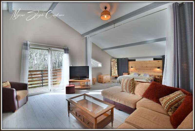 Maison à PARENTIS-EN-BORN