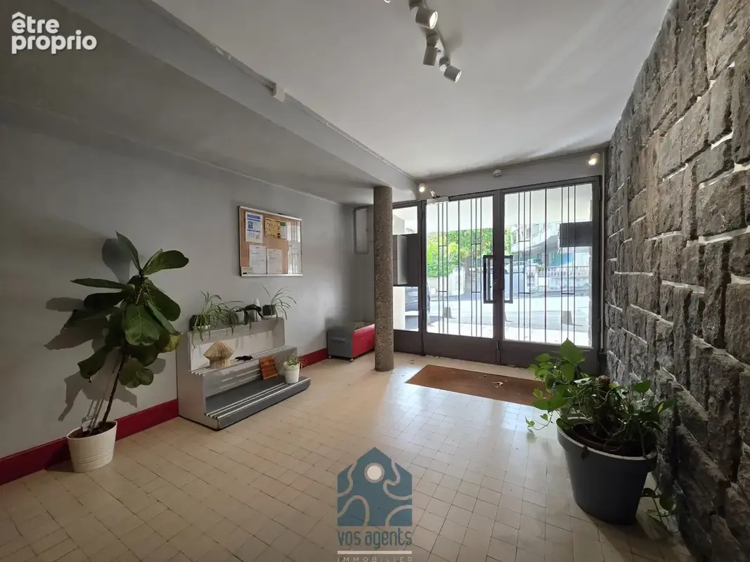 Appartement T4 avec garage, parking, local bureau, cave et jardin commun - photo 15