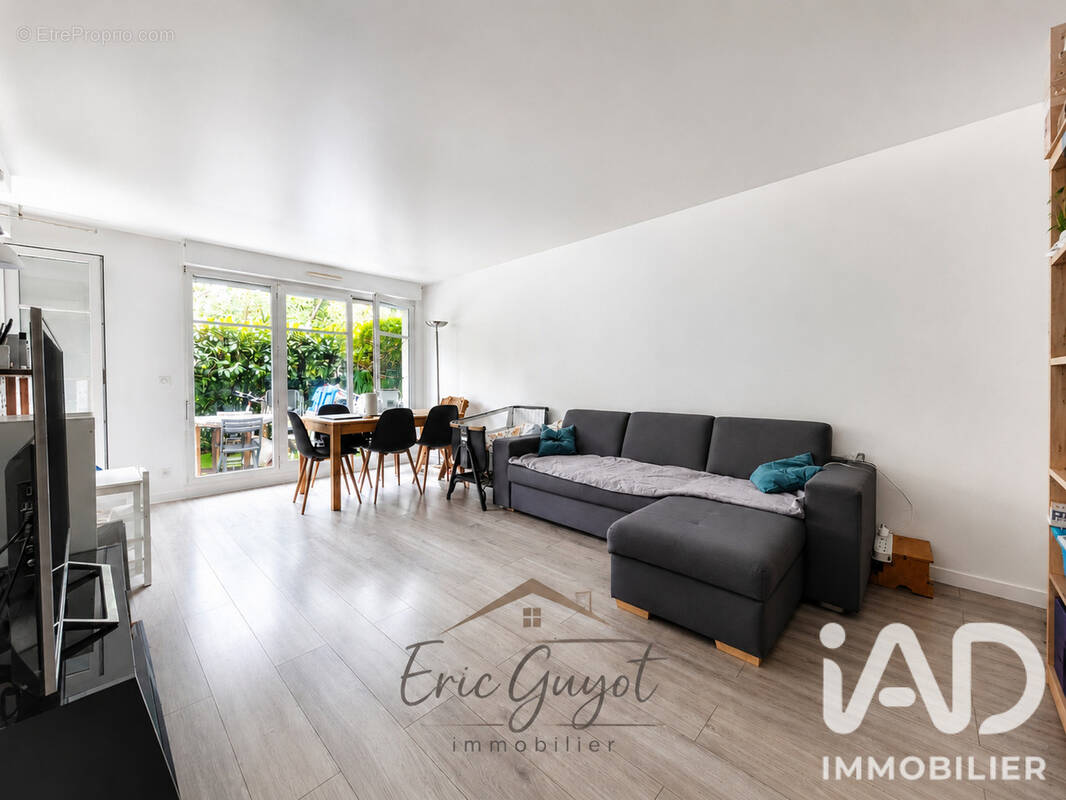 Photo 1 - Appartement à LE PLESSIS-TREVISE