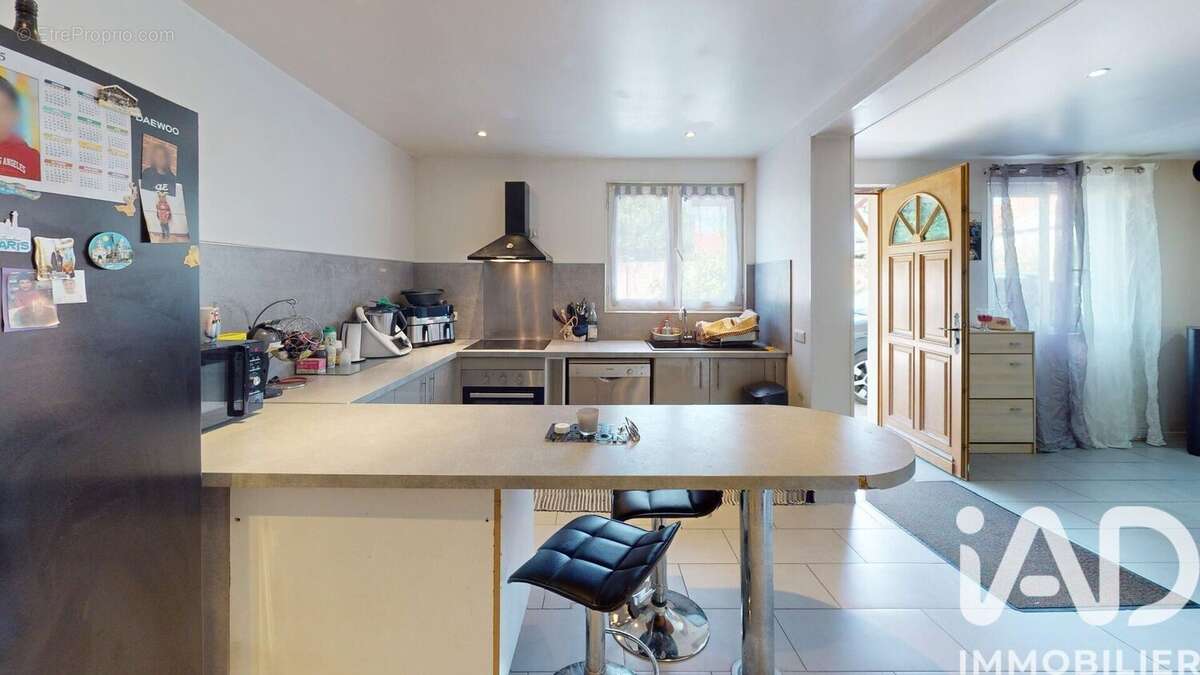 Photo 4 - Maison à DAMMARIE-LES-LYS