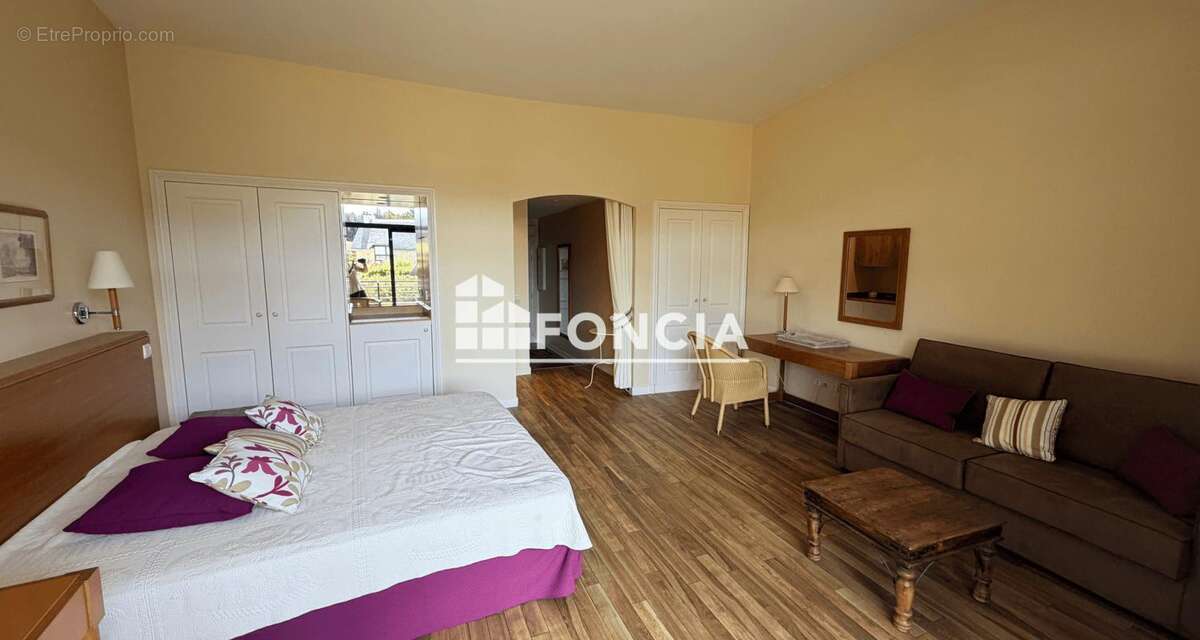 Grand studio avec superbe vue - environnement arboree - 5 minutes des commerces - photo 2
