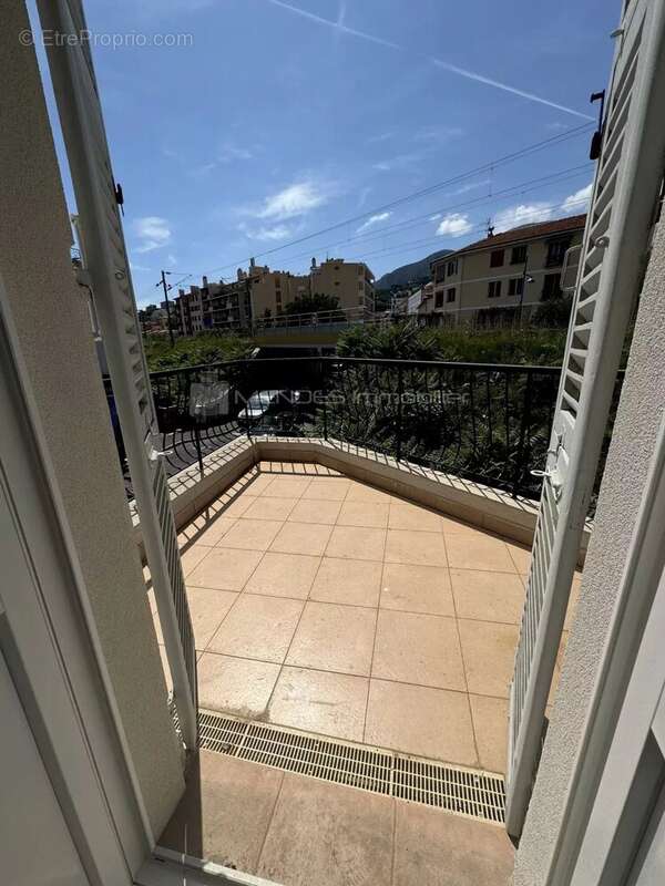 Grand duplex 5 pieces renove centre carnoles - photo 4
