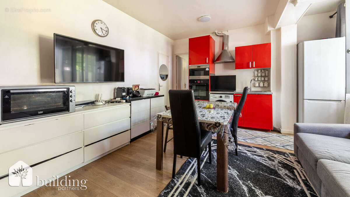 Appartement à PARIS-19E