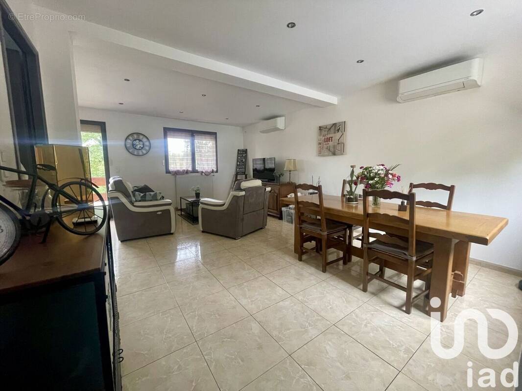 Photo 1 - Maison à CHAMPAGNE-SUR-OISE