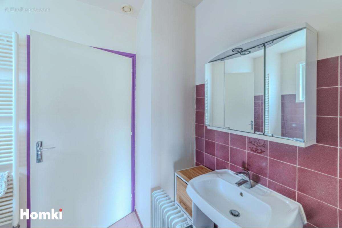 Appartement à REYRIEUX