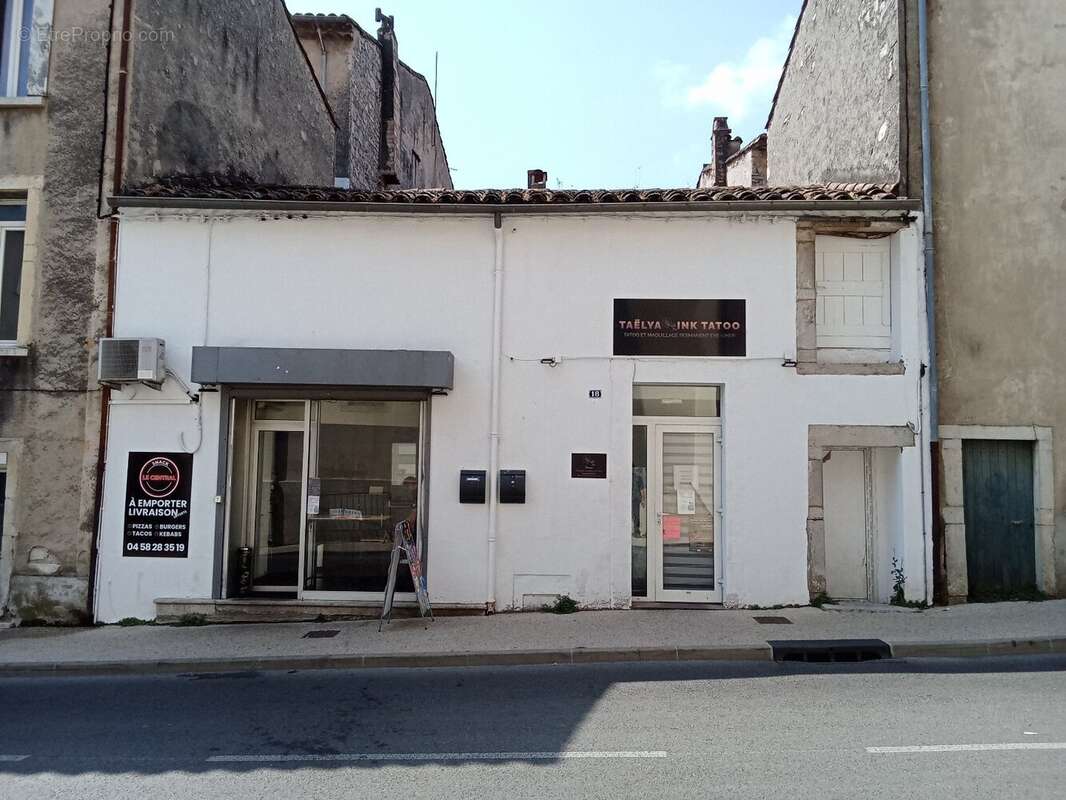 Immeuble de rapport plus de 400 m² de surface habitable et commercial. - photo 2